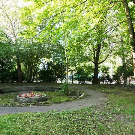 Cozy Flat With A Garden Lägenhet *