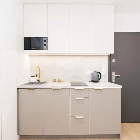 Cozy Flat With A Garden