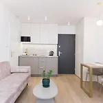 Διαμέρισμα Cozy Flat With A Garden